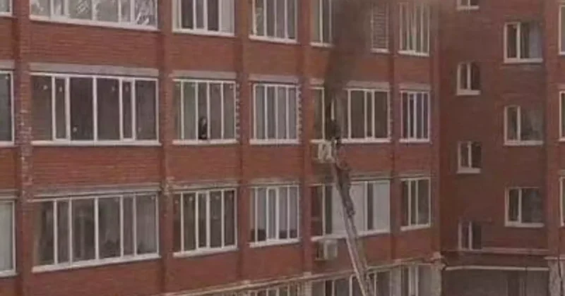 Батыс Қазақстанда жойқын жарылыстан балконның жақтауы жұлынып кетті видео