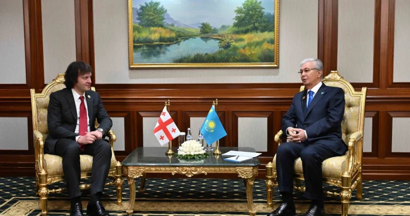 Тоқаев Грузия премьер министрі Кобахидземен кездесті