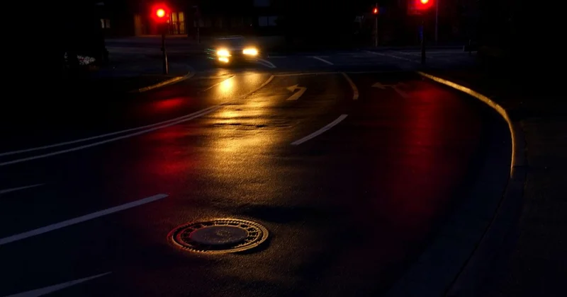 Пассажир оказался зажатым в ДТП на объездной трассе Астаны