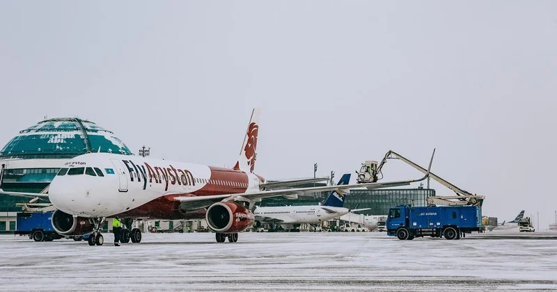 В кабину к пилотам зашли женщины : действия экипажа FlyArystan возмутили мажилисмена