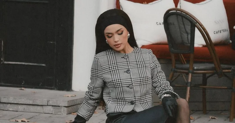 В ней нет изъяна : Акбота Сейтмагамбет пощеголяла в мини юбке