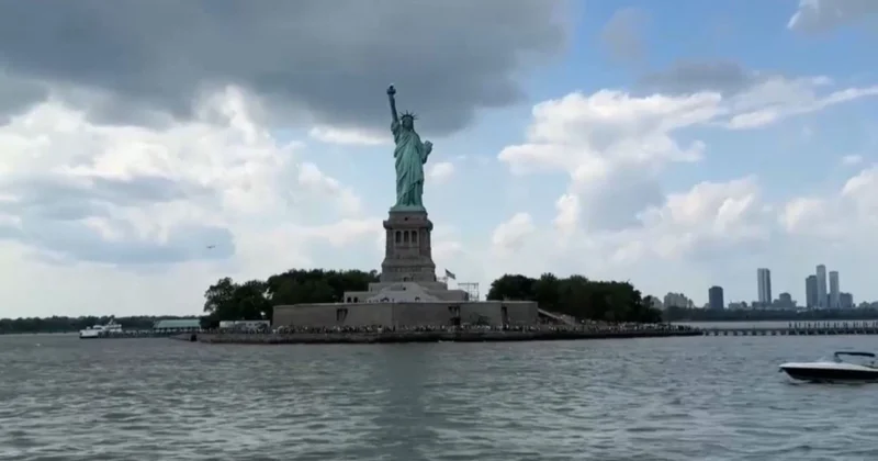 АҚШ Иранның сауда серіктестеріне 25% тариф салды