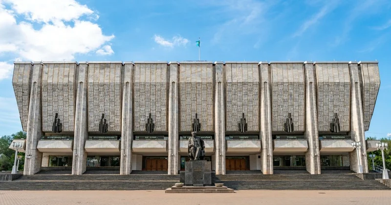 Әуезов атындағы Қазақ ұлттық драма театрына 100 жыл