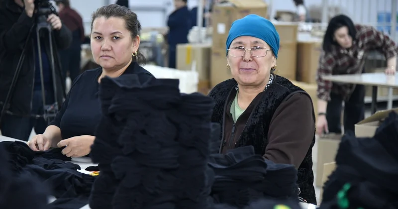 Шымкенттегі тоқыма кәсіпорны ел экономикасына қосқан үлесі үшін бағаланды