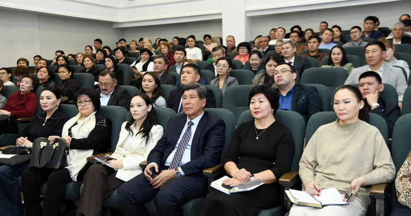 Қысқы мектеп 2026 : Жасанды интеллект дәуіріндегі білім беру мәселесі қаралды