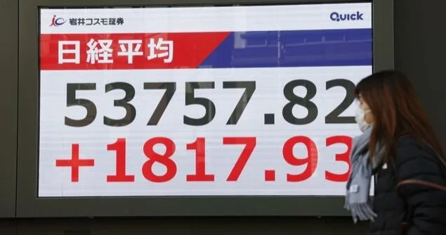 Жапон иені 18 айлық минимумын жаңартты