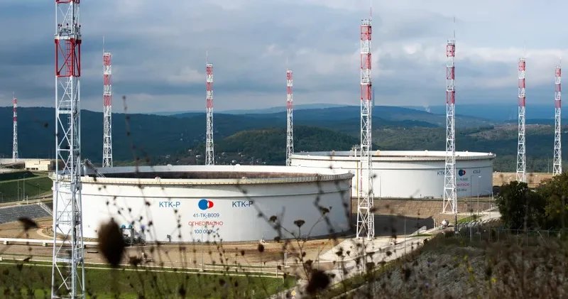 КТК маңында қазақстандық мұнай таситын танкерге дрондар шабуыл жасады