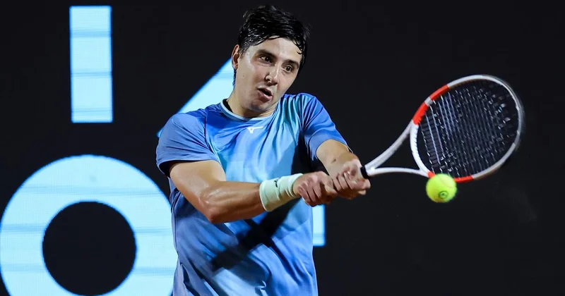 Вторая ракетка Казахстана с победы стартовал на турнире в Австралии