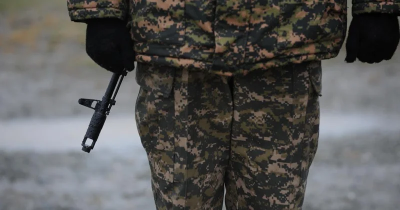 Солдат срочник получил огнестрельное ранение в Алматы