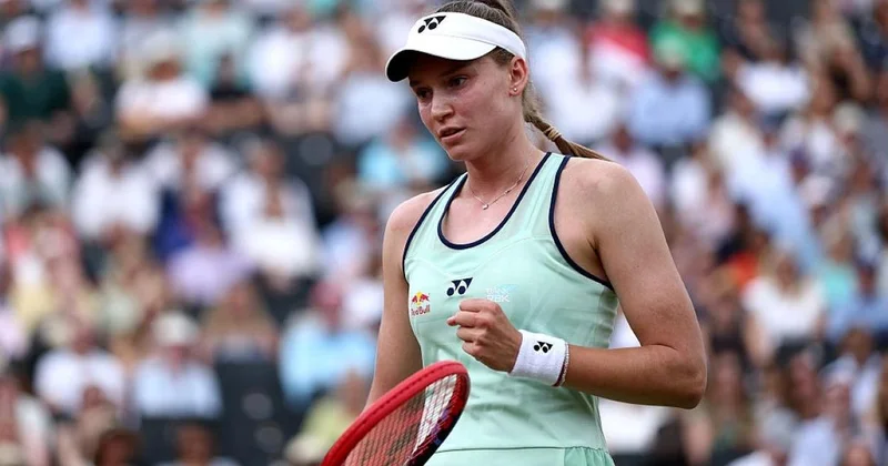 Елена Рыбакина обыграла седьмую ракетку мира в выставочном матче на Australian Open