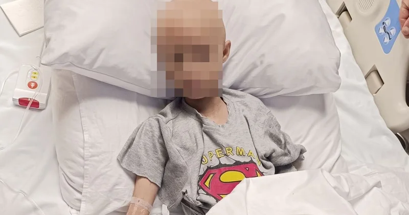 Теряет вес, практически не ест: девочка из Туркестана пять лет борется с раком кости