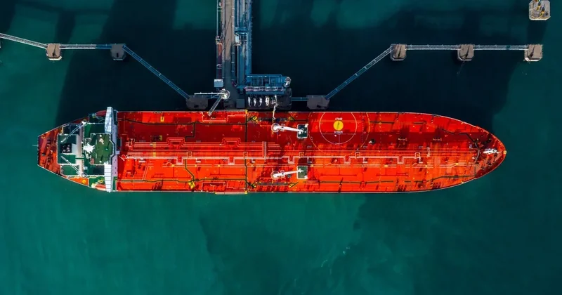 Казахстан потерял почти половину экспорта нефти через КТК