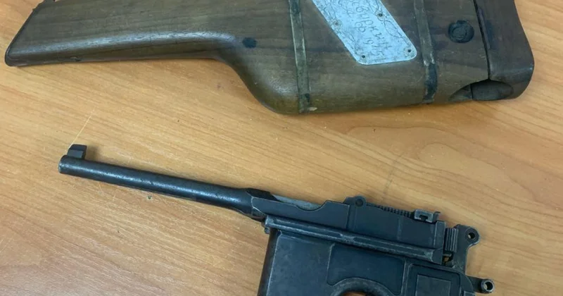 Шекарадан Маузер тапаншасын заңсыз алып өтпек болған