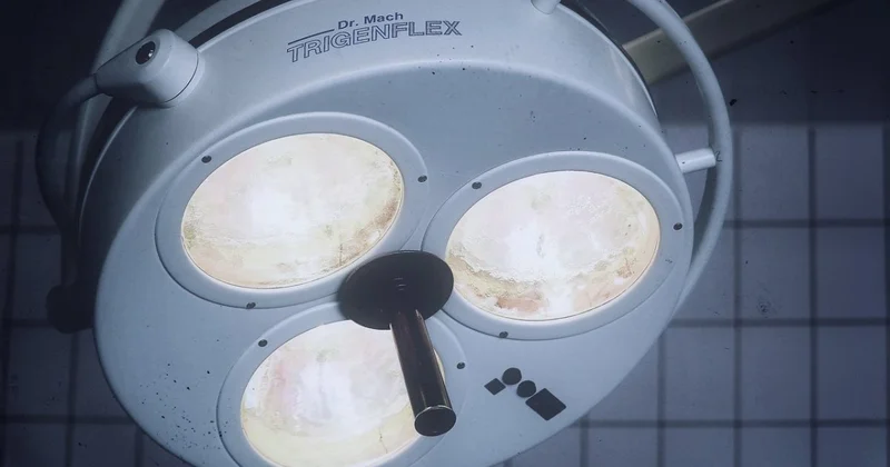 Раздавило трактором: врачи Акмолинской области семь часов собирали мужчину по частям