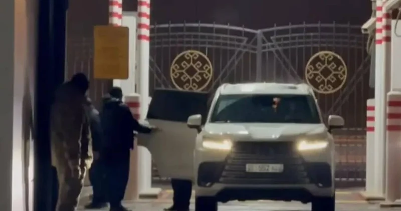 Емделіп жатқан еді: Президенттің сенімді серігі түнделетіп тосыннан келді (ВИДЕО)