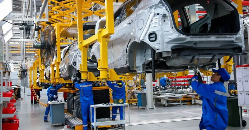 Өткен жылы өндіріс 6,4% ға артты: Қай салалар оң динамика көрсетті?