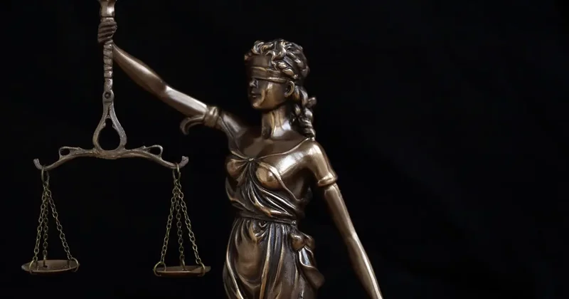 Суд в Шымкенте пересмотрел приговор школьнику, признанному виновным в убийстве женщины