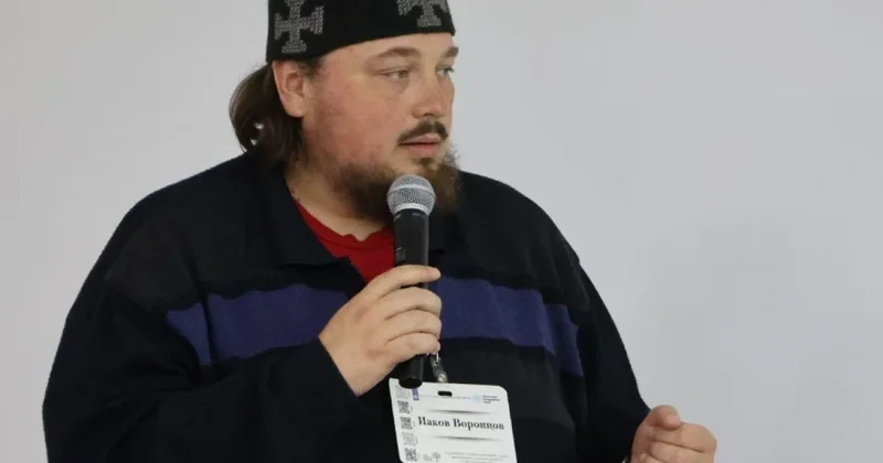 Казахоязычного священника заподозрили в создании наркопритона в Алматы