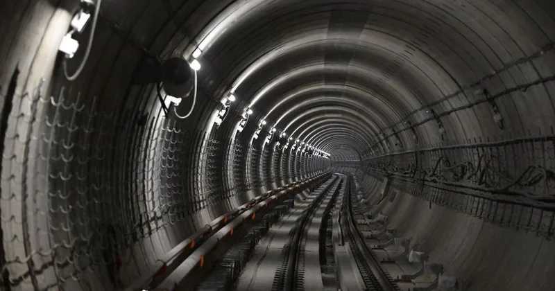 Пробивку тоннелей до новой станции метро завершили в Алматы