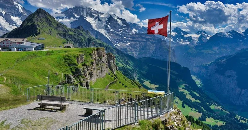 Швейцарияда халық санын шектеу туралы референдум өтеді