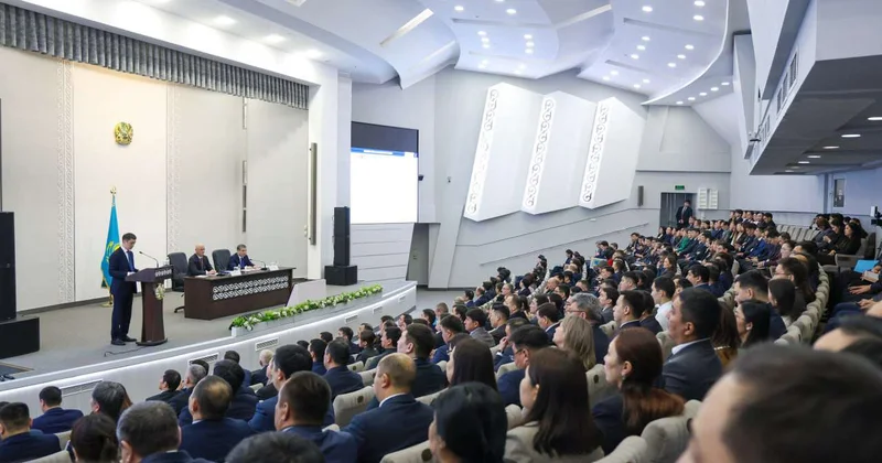 Планы работы Минпрома обсудили в Правительстве РК