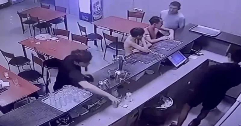 Мужчина избил 13 летнего подростка в бане в Каскелене видео