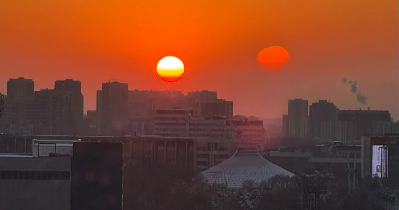 Алматы тұрғындары аспандағы сирек құбылысты суретке түсіріп алды