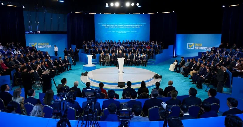 Коалиция: Новая Конституция соединяет уроки прошлого с ценностями современности