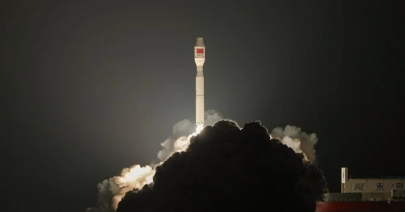 Қытай интернет байланыс технологияларын дамытуға арналған сынақ спутнигін орбитаға шығарды