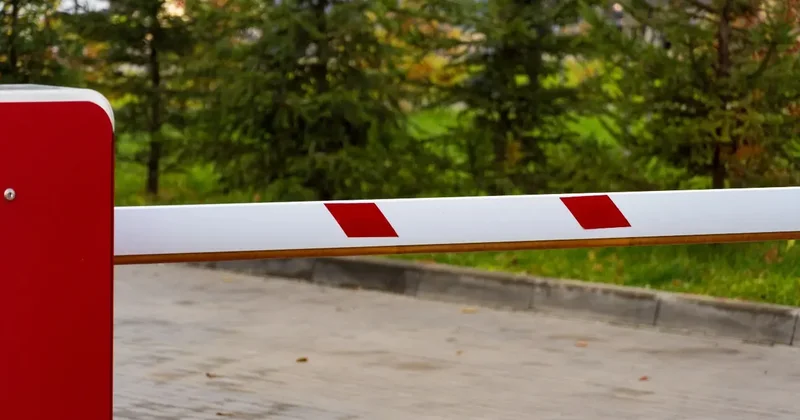 При каких условиях можно установить шлагбаум в Астане новые правила