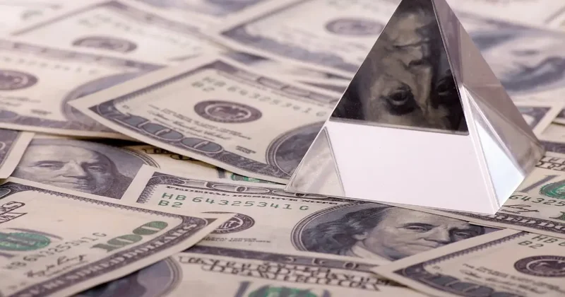 Вкладчики потеряли 110 млн тенге: дело о финпирамиде Boxy Wealth направили в суд