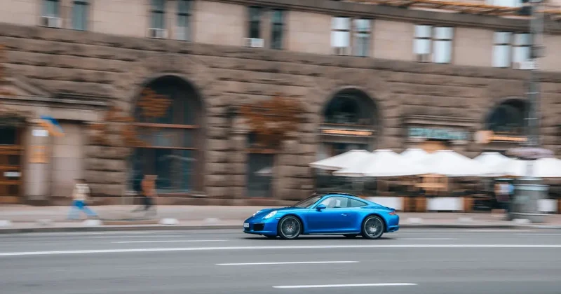 59 раз превысил скорость с начала года: водителя Porsche арестовали в Астане