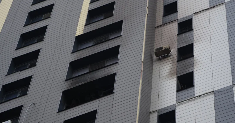 Астанадағы өрт кезінде үш бала қаза тапты. Дәрігерлер аман қалған әйелдің жағдайы туралы айтты