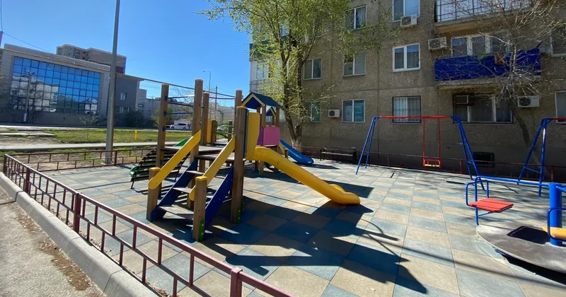 Атырауда бірнеше рет түзетілген 100 аула жобасы қашан аяқталады