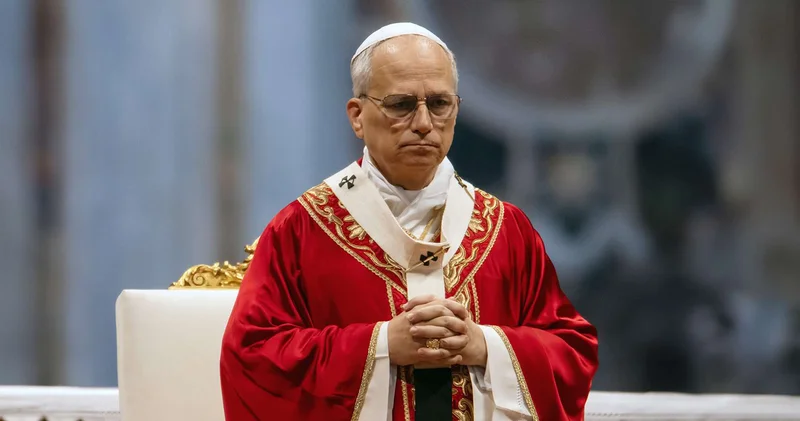 Папа римский отправился в турне по Африке