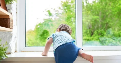 Спасатели обратились к жителям Астаны по поводу безопасности детей