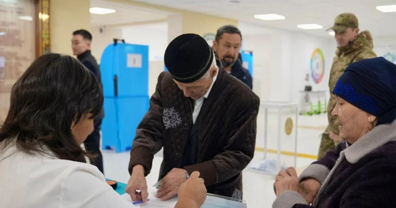 В Семее прошли выборы акима