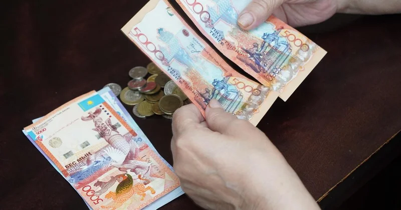 Зависит ли зарплата от уровня образования в Казахстане