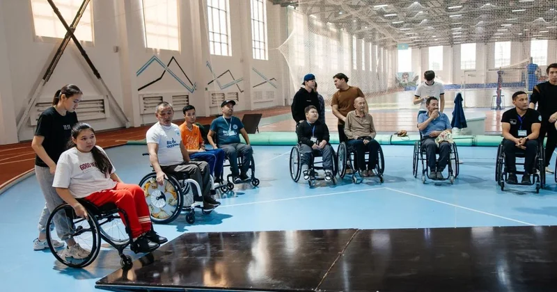 Атырауда мүгедектігі бар адамдарға өз өзіне қызмет көрсету дағдылары үйретілуде