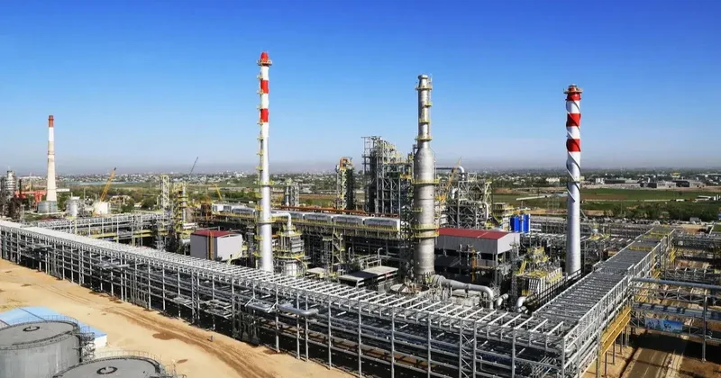 Подозреваемых в гибели двух рабочих на НПЗ арестовали в Шымкенте