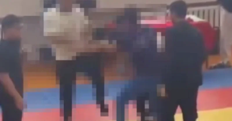 За неспортивное поведение