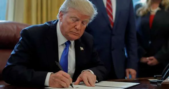 Трамп подписал закон о прекращении рекордного по продолжительности шатдауна