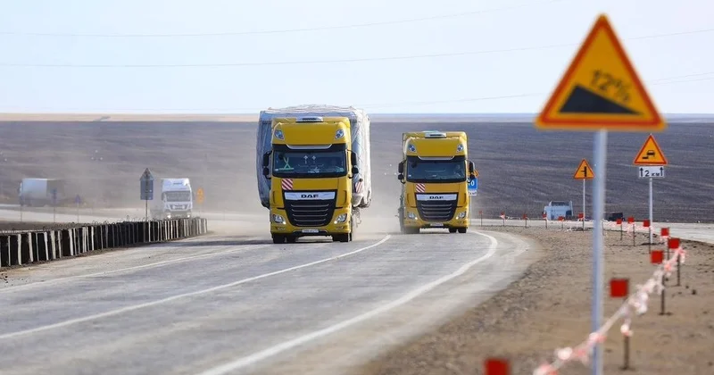 На участке автодороги Актобе Карабутак Улгайсын завершен первый этап реконструкции и открыто движение транспорта