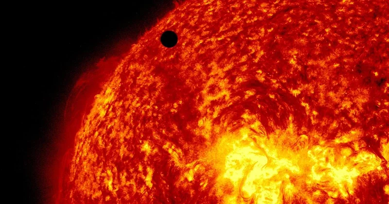 Ученые раскрыли, когда на Земле закончится сильнейшая магнитная буря года