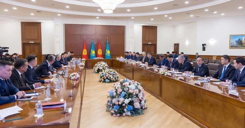 Правительства Казахстана и Кыргызстана подтвердили приверженность дальнейшему углублению двусторонних взаимоотношений
