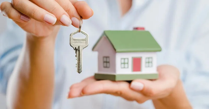 Пәтерін сатқан қазақстандықтарға салық органы мамандары ескерту жасады