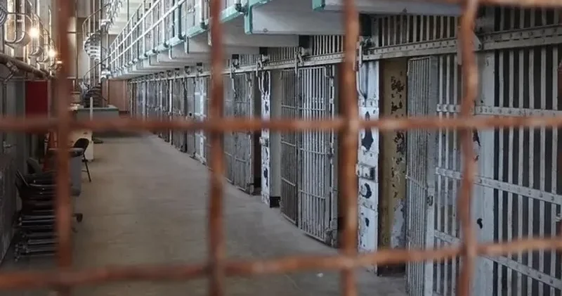 Кәмелетке толмаған қызды күштеп жезөкше еткен жасөспірімдердің ата аналары жазаны жеңілдетуді сұрады