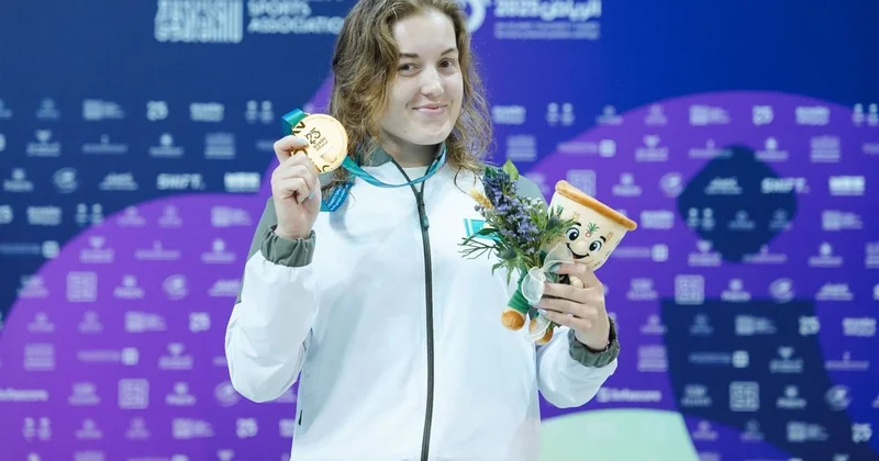 Казахстанка Софья Сподаренко стала двукратной чемпионкой Исламиады 2025 в плавании