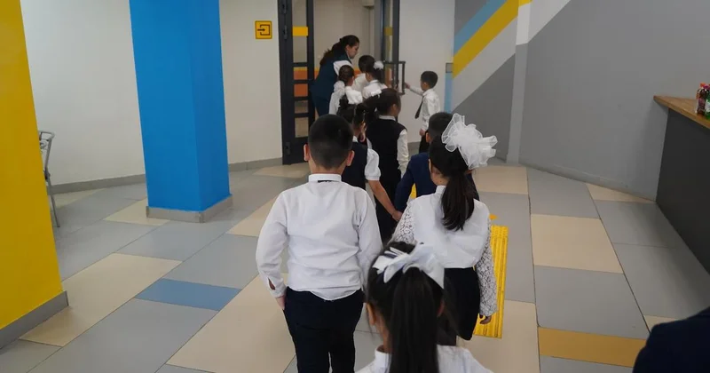 В Минобразования обратились к школьникам с предупреждением