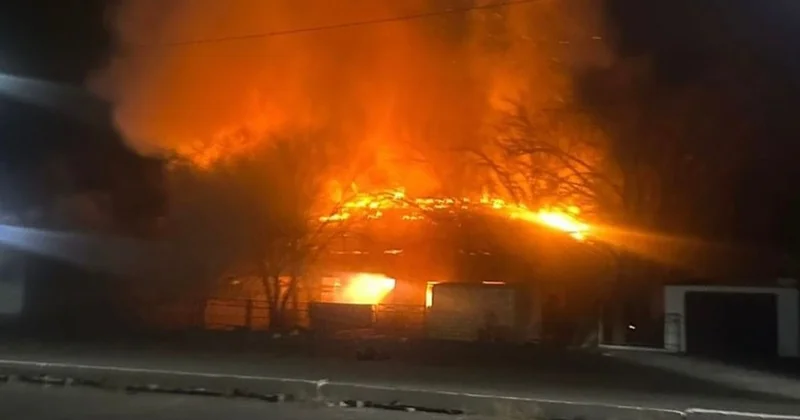 Взрыв газового баллона произошел в кафе в Карагандинской области: есть погибшие